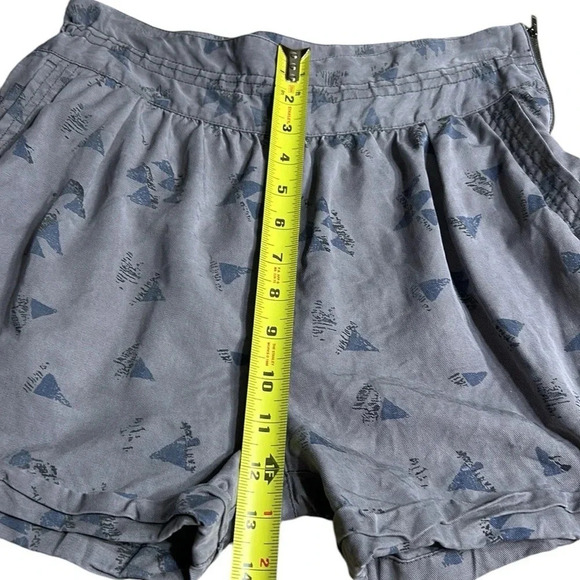 Wilfred Ariztia,Lyocell high  rise shorts,side zip,pockets, grey ,cottagecore - Picture 9 of 14